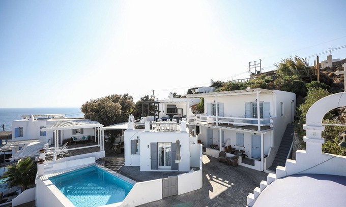 Paraga Villa | Grand Panoramic Villa Ozar