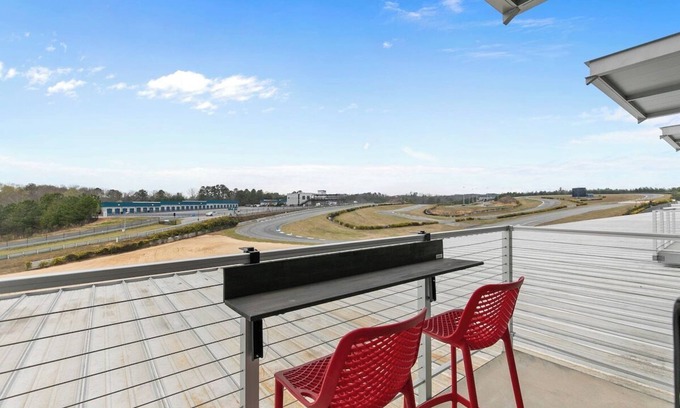 Dawsonville Villa | Grand Prix Grandeur at AMP