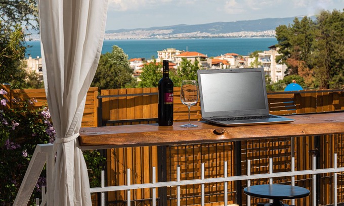 Agia Triada Cottage | Grand Seaview Retreat - walk to the beach