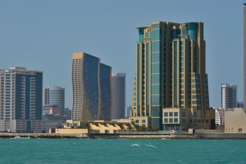 Manama Hotel | Grand Swiss-Belhotel Waterfront Seef