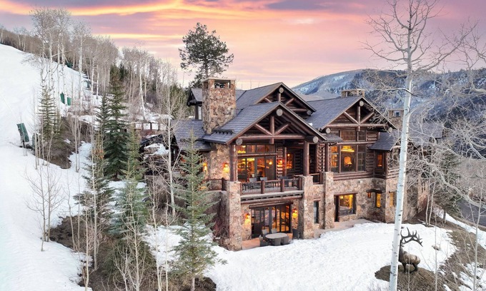 Edwards House | Grand, True Ski-in/out Estate; Theater, Game Room, Fire Pit, and Hot Tub
