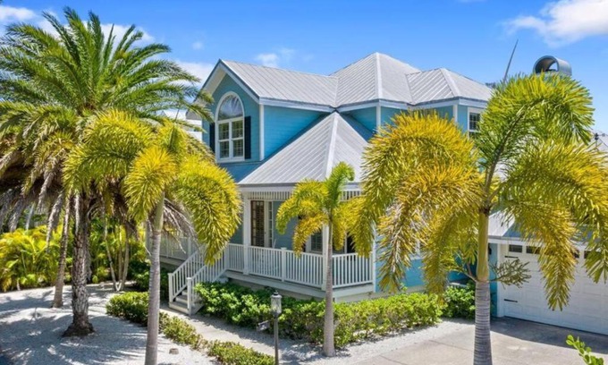 Boca Grande House | Grande Canal - Captivating 3 bedroom retreat