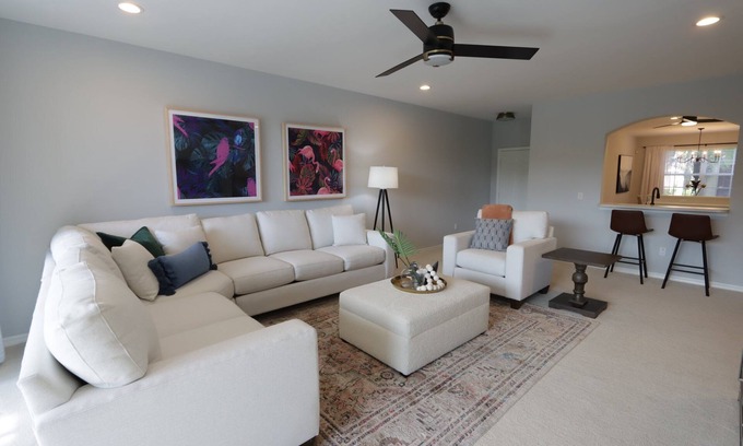 Grandezza Condo | Grandezza Club Condo with private Golf,Tennis, Pool workout facilities access