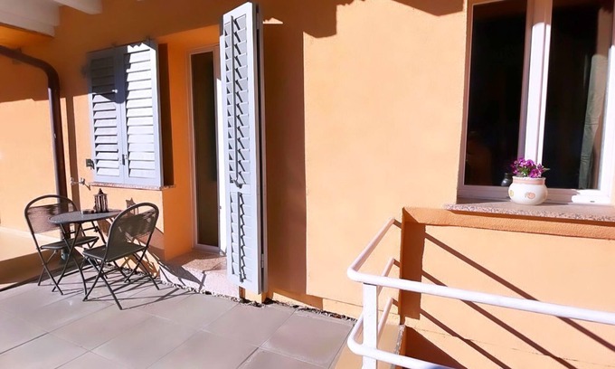 Eppenberg-Woschnau Apartment | Grandhouse W 02