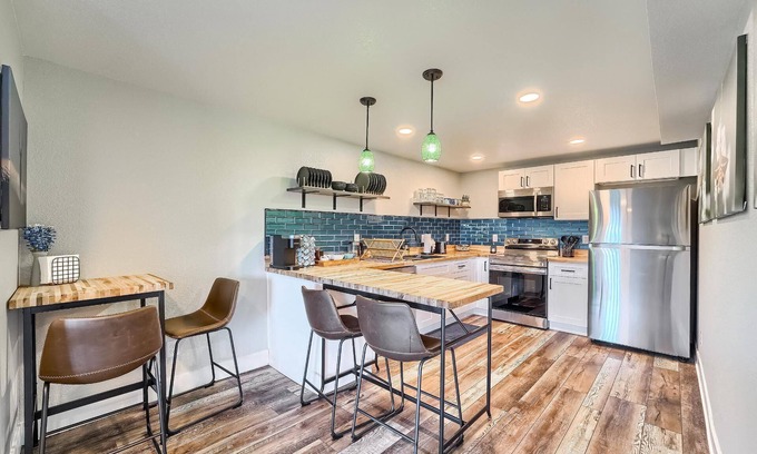 Erie Apartment | Grandview Hideaway - Vast views, walk to restaurants, disk golf, lots of privacy