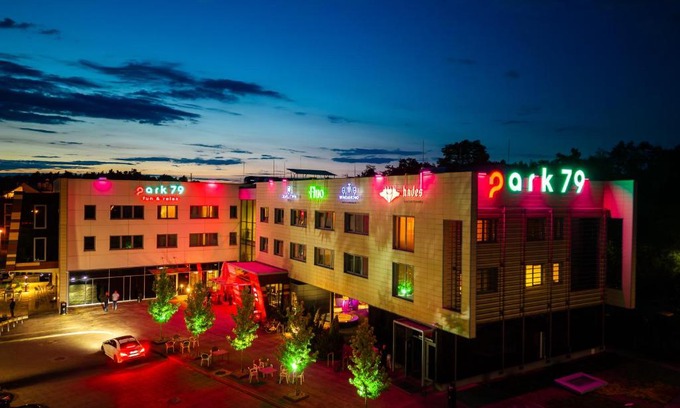Zielona Gora Hotel | Grape Town Hotel - Park79