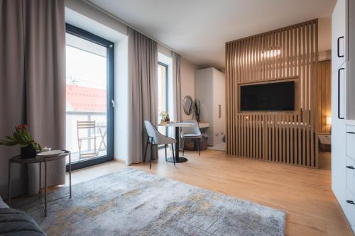 Banska Bystrica Apartment | GRAY APARTMENT