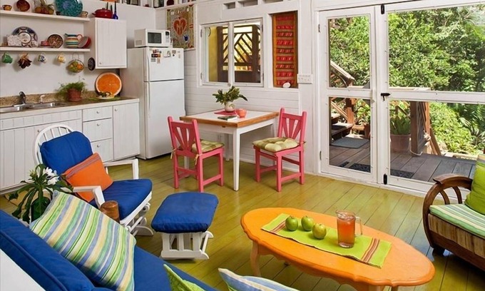 Lower Carolina Cottage | Great Breeze, Tesla Solar Storage, Airy, Open, Peaceful & Ideal 'Work From Home'