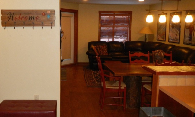 Salt Lake Mountain Resorts Condo | Great Condo.3 night Minimum