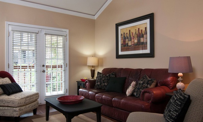 Athens Condo | Great Condo Available for an Athens Visit, very close to campus and downtown