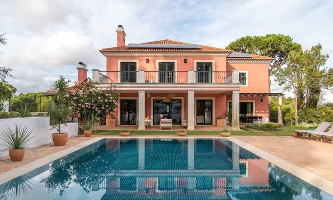 Cascais House | Great Family Villa w/Pool & garden daily cleaning