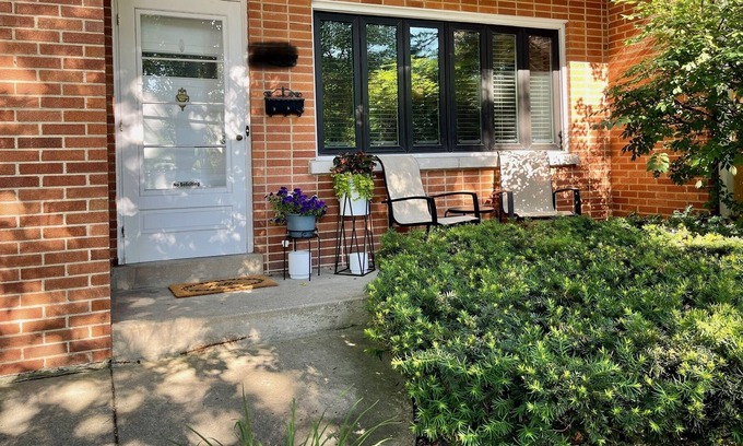 Evanston House | Great Hideaway in plain sight