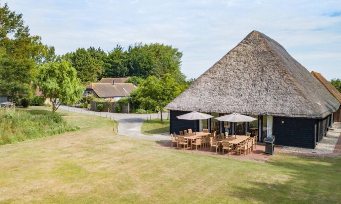 Sittingbourne House | Great Higham Barn Complex by Bloom Stays - sleeps 44 in 13 bedrooms