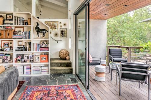 Glen Ellen House | Great Oak Manor