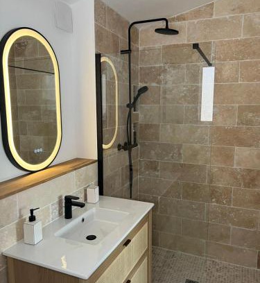 Merignac House | Great Room 29