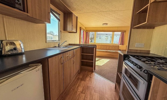 Hopton on Sea House | Great seaside 8 berth caravan at Haven Hopton-on-Sea in Norfolk ref 80010T