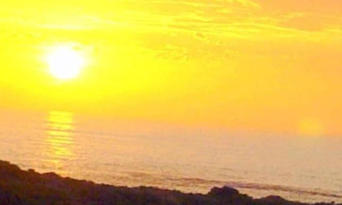 Margaret River Apartment | Great Sunsets open space in front to Ocean - Beach and Walk Trails -Ex. Location