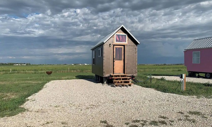 Walker Cabin | Great View Tiny Home - Late Arrivals Welcome