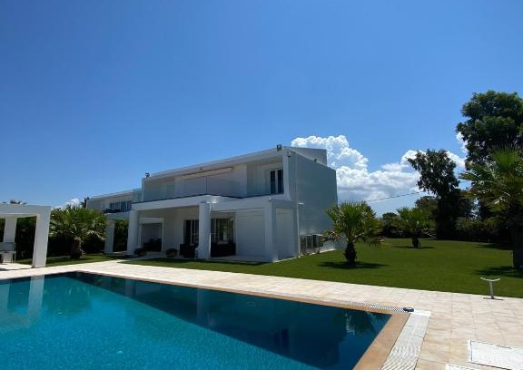 Andravida-Kyllini Villa | Greek Villas Justine View Beach