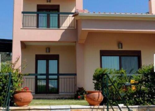 Marathias Villa | Green and Blue