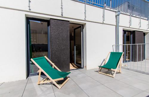 Krzyki Apartment | Green Apartment With Terrace