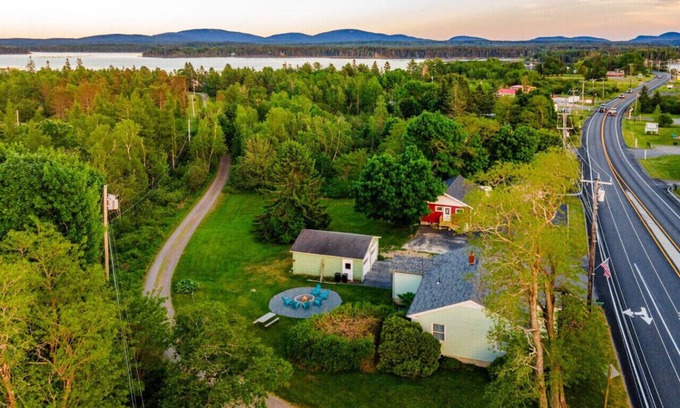 Trenton House | Green Fox by Ohana Inns