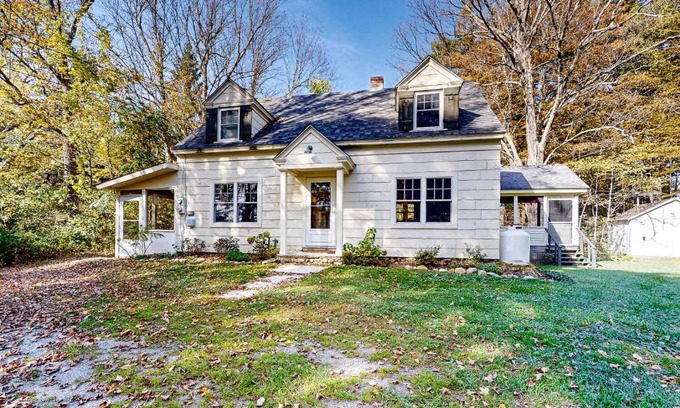 Sunderland House | Green Mountain Retreat