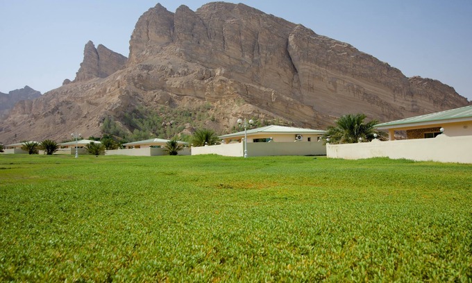 Al Ain Ski Chalet | Green Mubazzarah Chalets