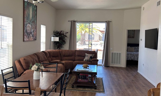San Ignacio Vistas House | Green Valley Get Away