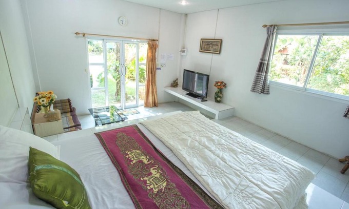 Lam Plai Mat Hotel | Greenhouse resort