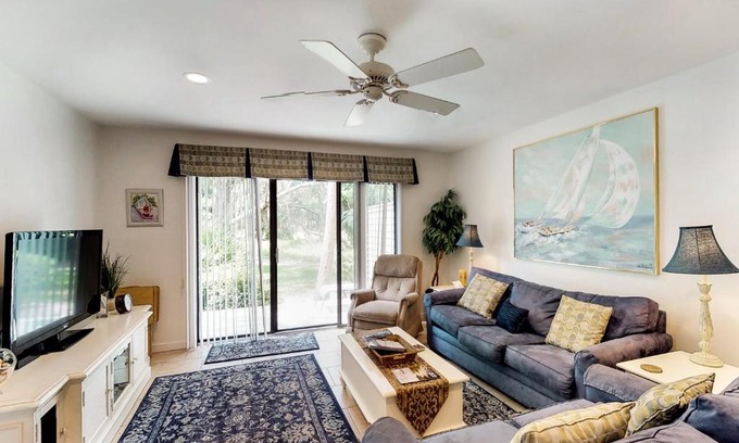 Shipyard Plantation Apartment | Greens 172