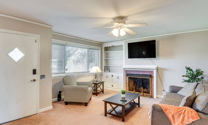 Conestee House | Greenville Home w/Private Yard Near Downtown!