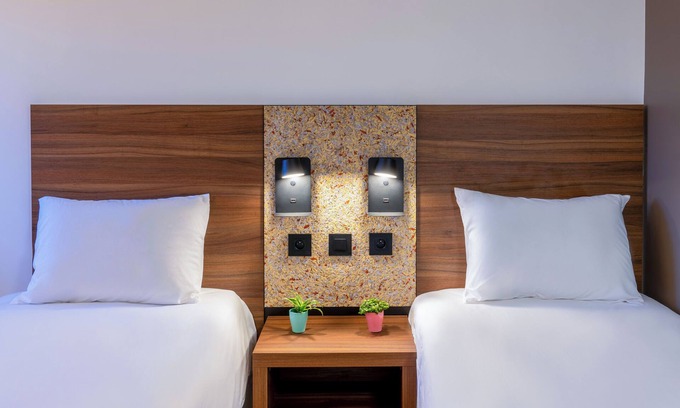 Chatellerault Hotel | greet Hotel Chatellerault