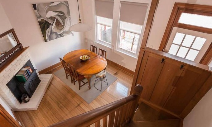 West Hobart House | greydoor43 - luxury town house - West Hobart