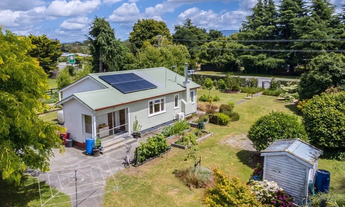Greytown House | Greytown Farmhouse in the Heart of the Wairarapa