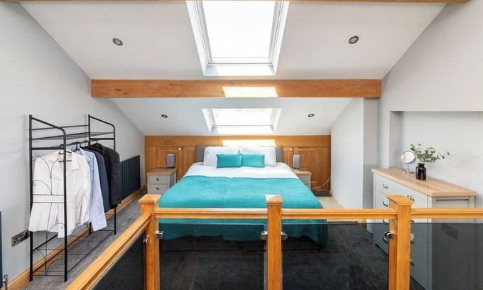 Brighouse Apartment | Grierson Stays: The Big One