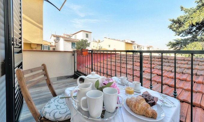 San Lorenzo Apartment | Guelfa 30 - Exclusive Suite in the heart of Florence