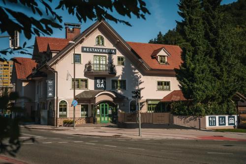 Jesenice House | Guest House EJGA