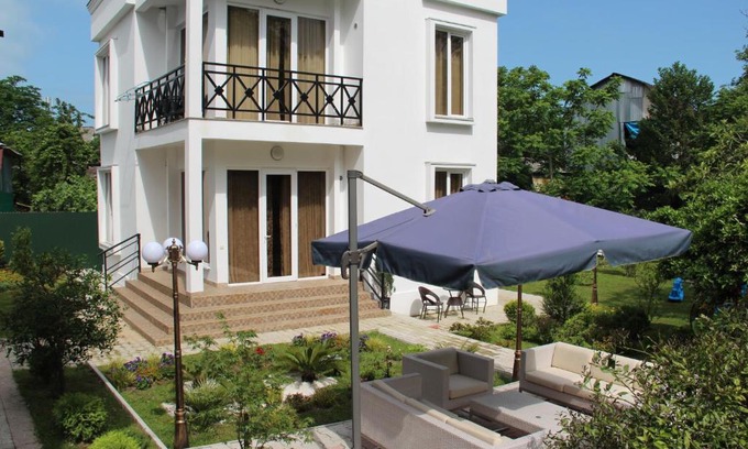 Makhinjauri House | Guest House Giorgi