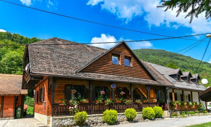 Korana House | Guest House Martin