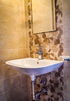 Avren House | Guest House Meridi