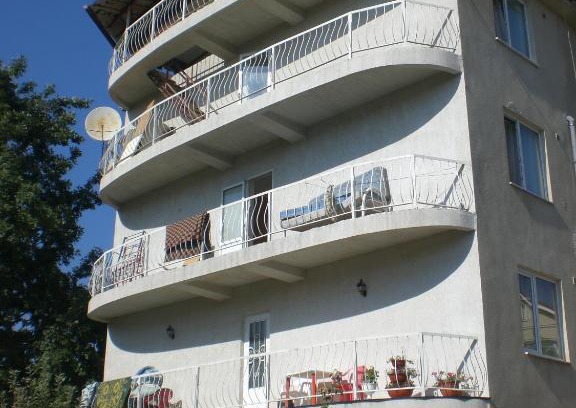Tsentralnyy House | Guest house on Rakhmaninova 21