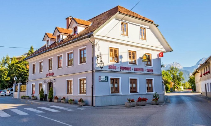 Kamnik House | Guest House Pri Cesarju