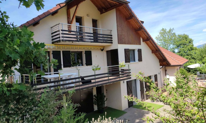 Trevignin Ski Chalet | Guest room "As obvious" with indoor swimming pool, jacuzzi, hammam and sauna,