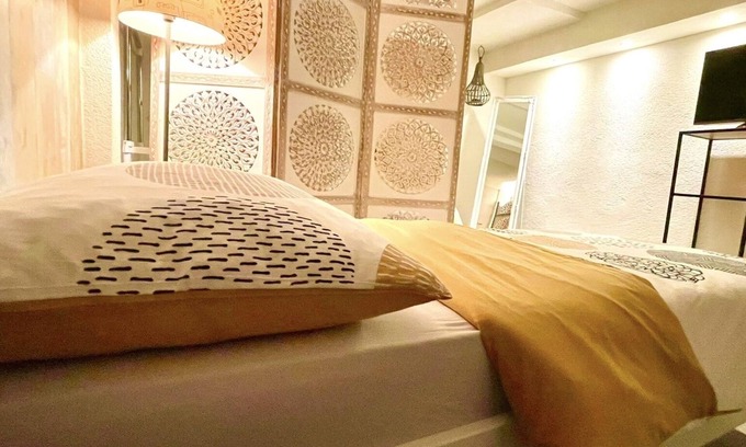 Grossaffoltern House | Guest Room Seeland