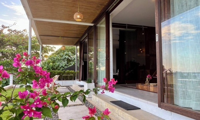 Yapak Apartment | Guest suite MARS, Boracay, Station 1, cosy hillside ocean view home