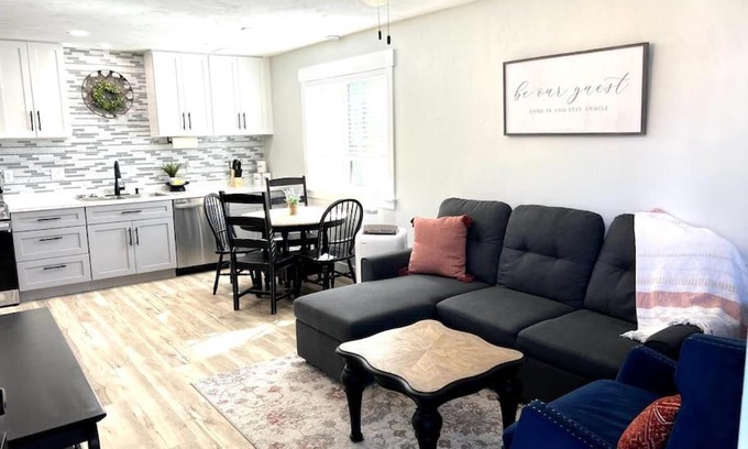 Idaho Falls Apartment | Guest Suites 1996 #3 - Cozy 1 bedroom 1 bath suite
