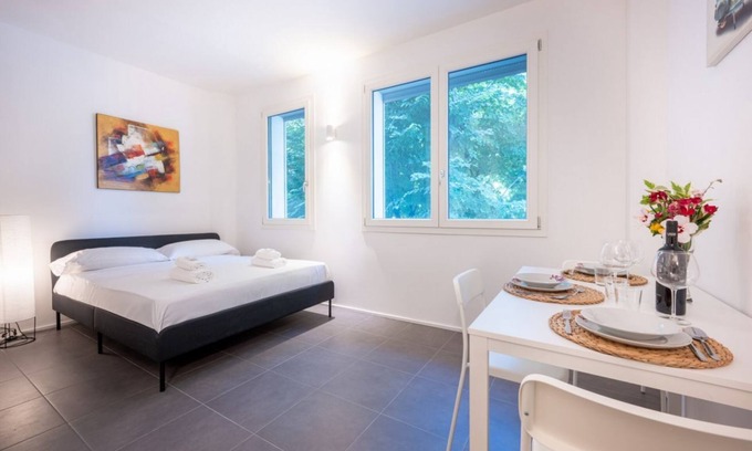 Pablo Apartment | GuestHost - Bright Studio Apartment near Hospital