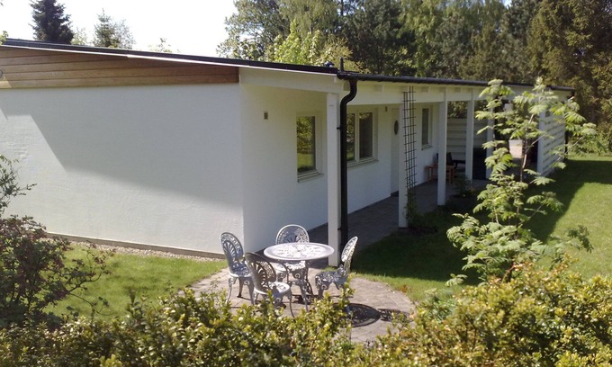 Beddingestrand Cottage | Guesthouse built on the owner's plot. close to beach, shop and golf course.