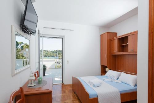 Pomena House | Guesthouse Sanela